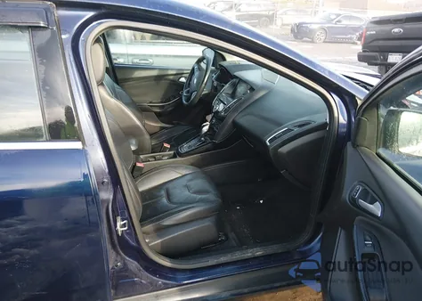 2016 Ford Focus Titanium из США, поврежденный, VIN 1FADP3N23GL370852